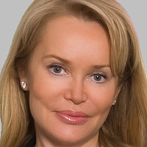Елена Брусилова