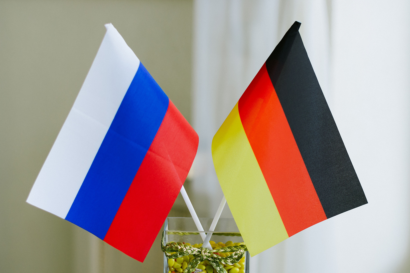 Немецкий бизнес выступает за отмену санкций в отношении России