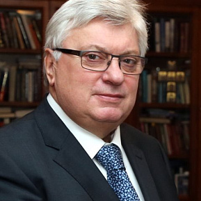 Анатолий Торкунов