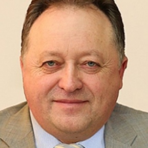 Олег Кинаш