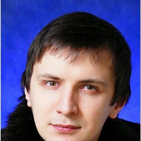 Рустам Макаров