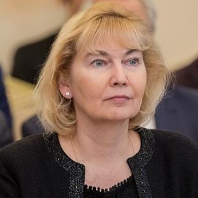 Марина Ларионова 
